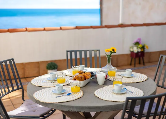 Castle And By Fidalsa Apartamento *